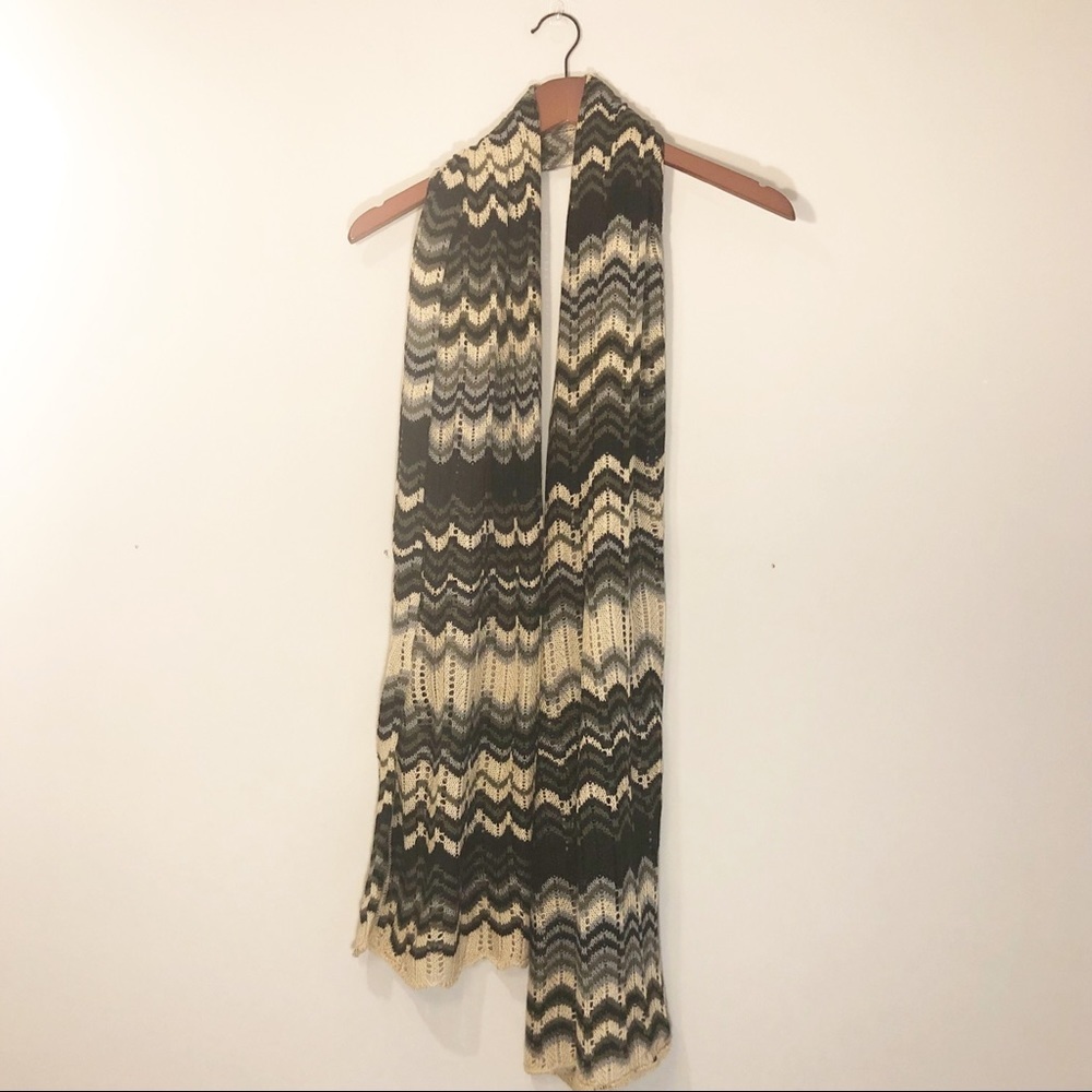 LOVE CULTURE NWT Crochet Acrylic Scarf